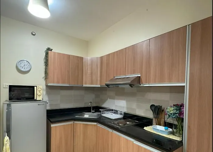 Modern & Cozy Homey In Avida Riala Towers It Park T2 Apartment